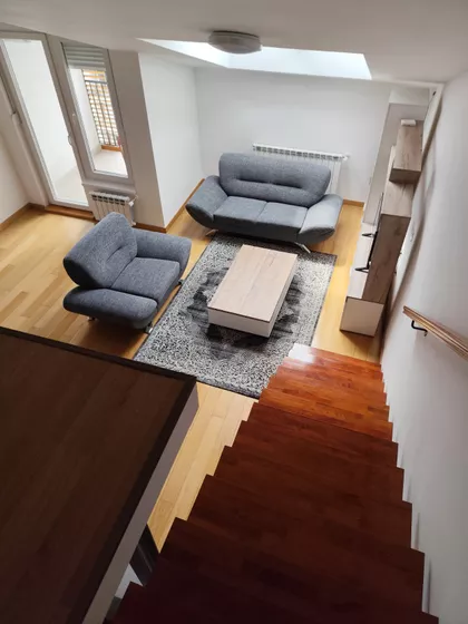 Šumadijska 20 | 4zida.rs