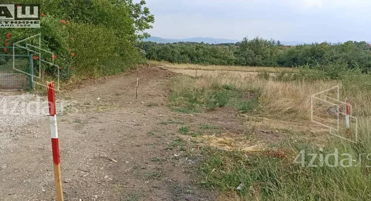 Plac | 4zida