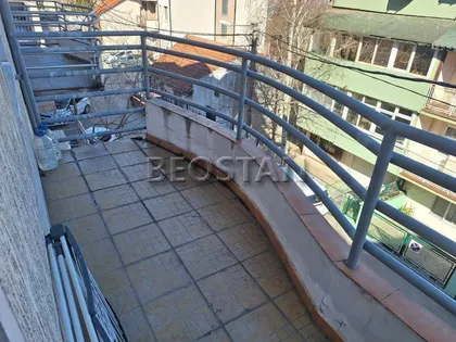 Banovicka | 4zida.rs