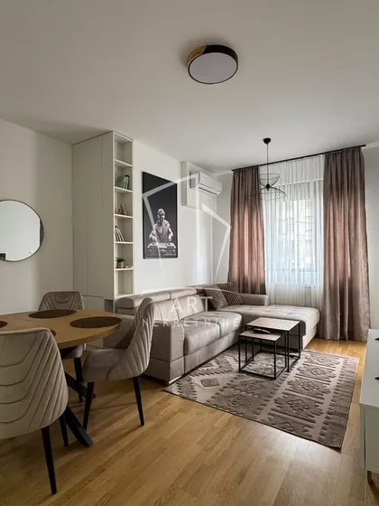 Karpoševa | 4zida.rs