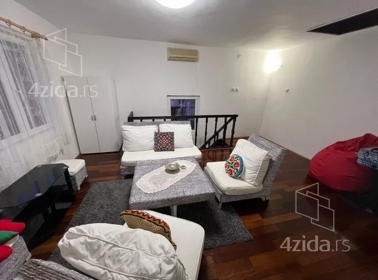 4-etažna kuća | 4zida