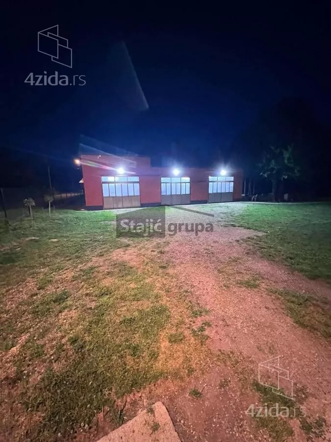 Poslovni prostor | 4zida