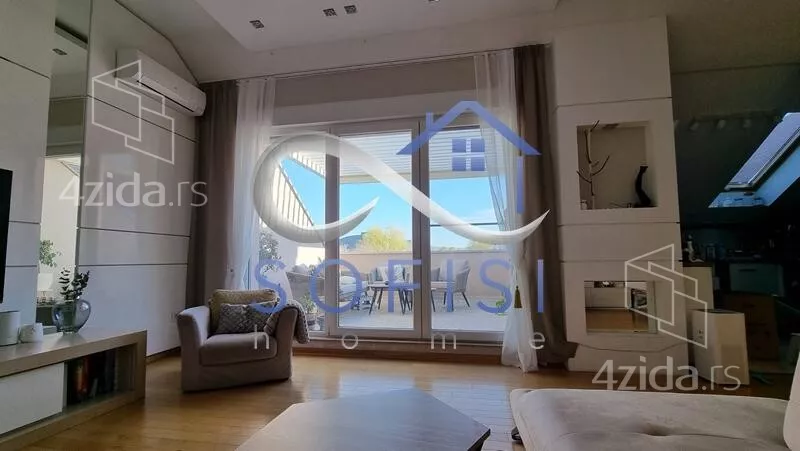 Petosoban stan | 4zida