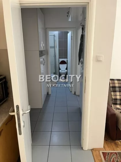 Devet Jugovića | 4zida.rs