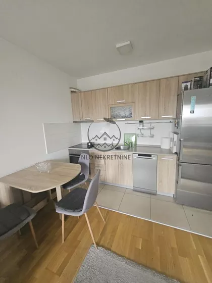 Bulevar Patrijarha Pavla (Somborski Bulevar) | 4zida.rs