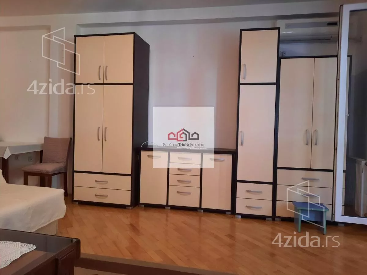 Garsonjera | 4zida