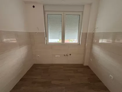 Trg Kosturnica | 4zida.rs