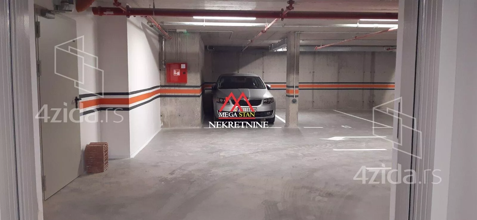 Garaža | 4zida