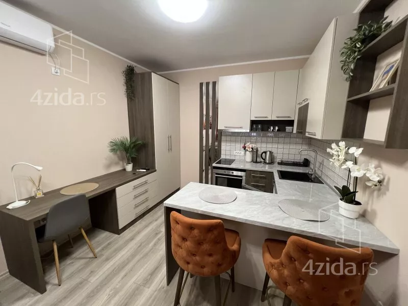 Garsonjera | 4zida