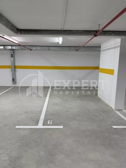 Hajduk Veljkova | 4zida.rs