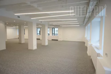 HILANDARSKA OKOLINA | 4zida.rs