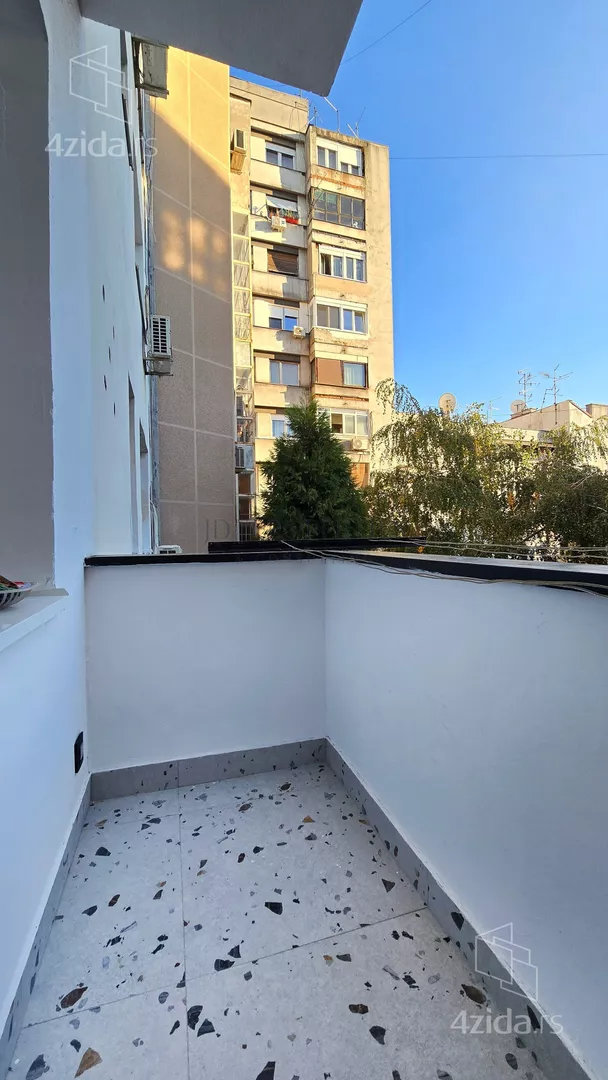 Kancelarija | 4zida