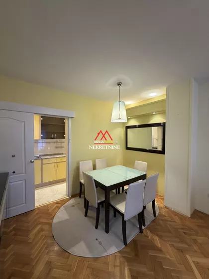 Jovana Subotića | 4zida.rs