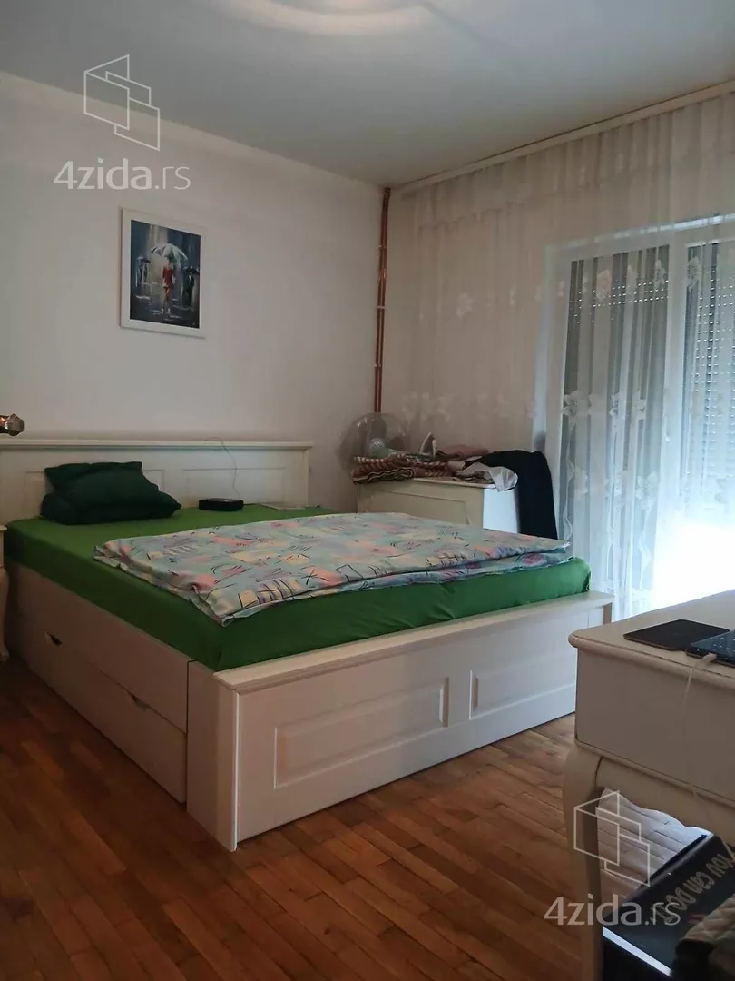 3-etažna kuća | 4zida