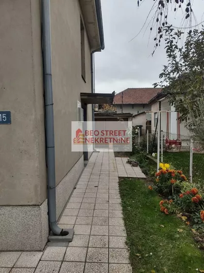 Gradske lokacije | 4zida.rs