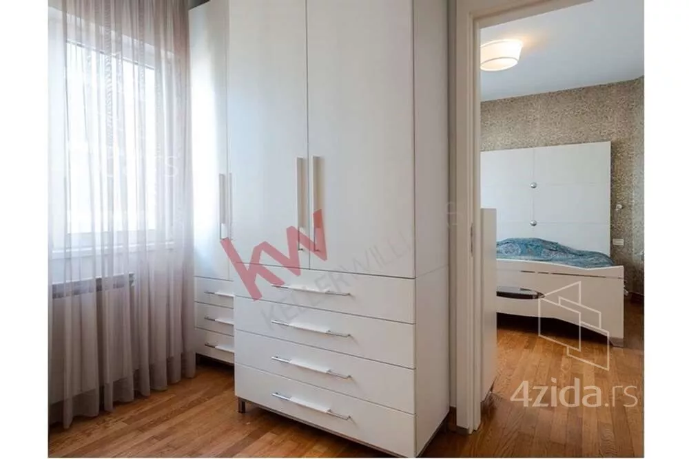 Osmosoban stan | 4zida