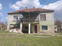 Ratković , Okolne lokacije, Rekovac | 4zida.rs