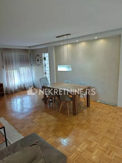 Bulevar oslobođenja | 4zida.rs