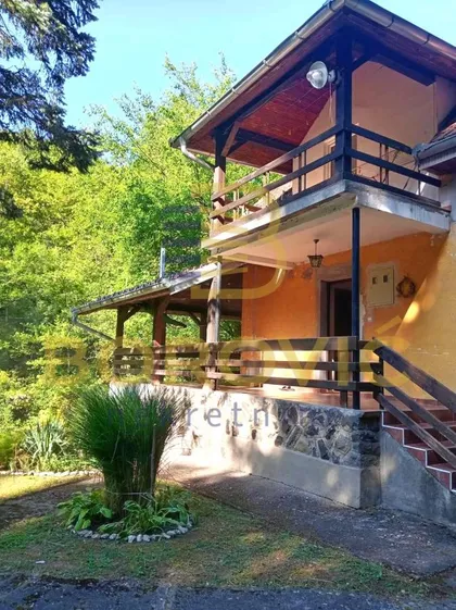 Okolne lokacije | 4zida.rs