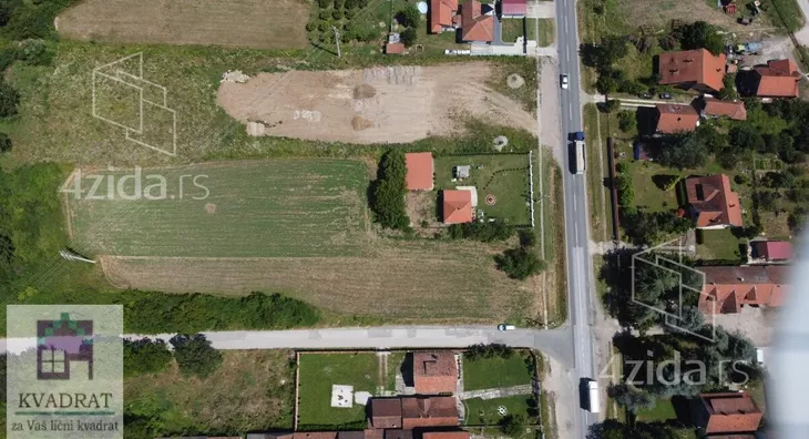Plac | 4zida