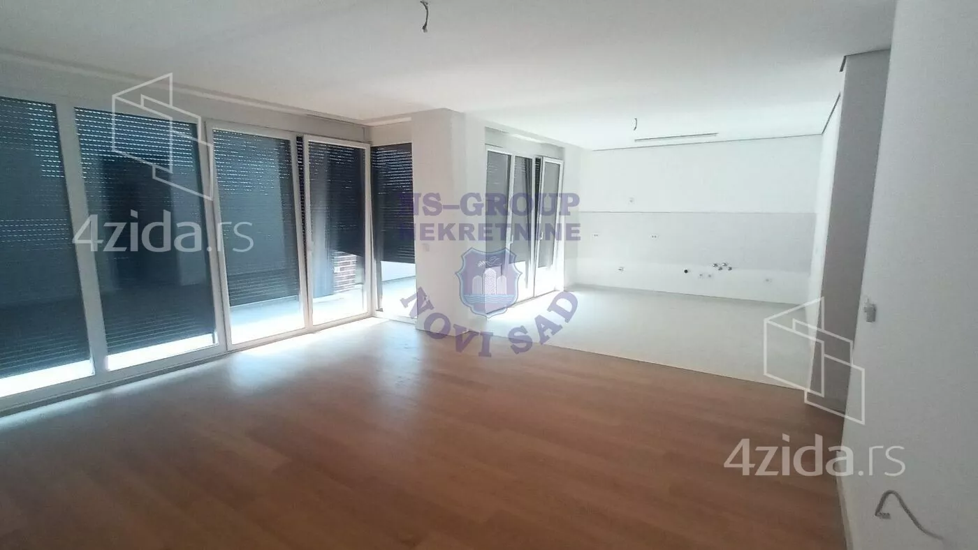 Petosoban stan | 4zida