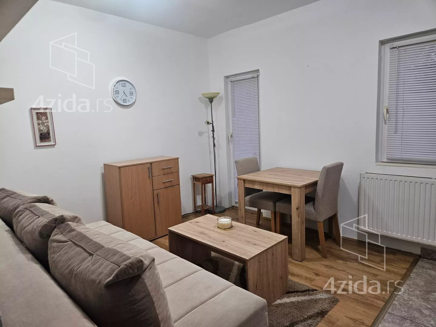 Jednoiposoban stan | 4zida