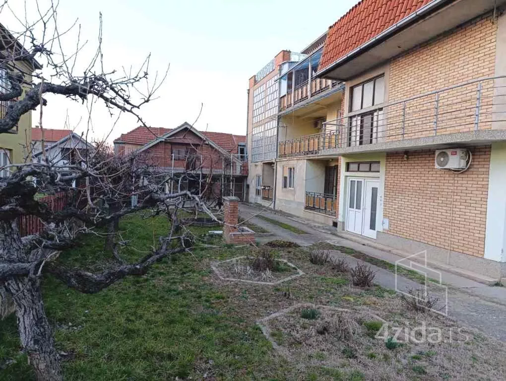 3-etažna kuća | 4zida