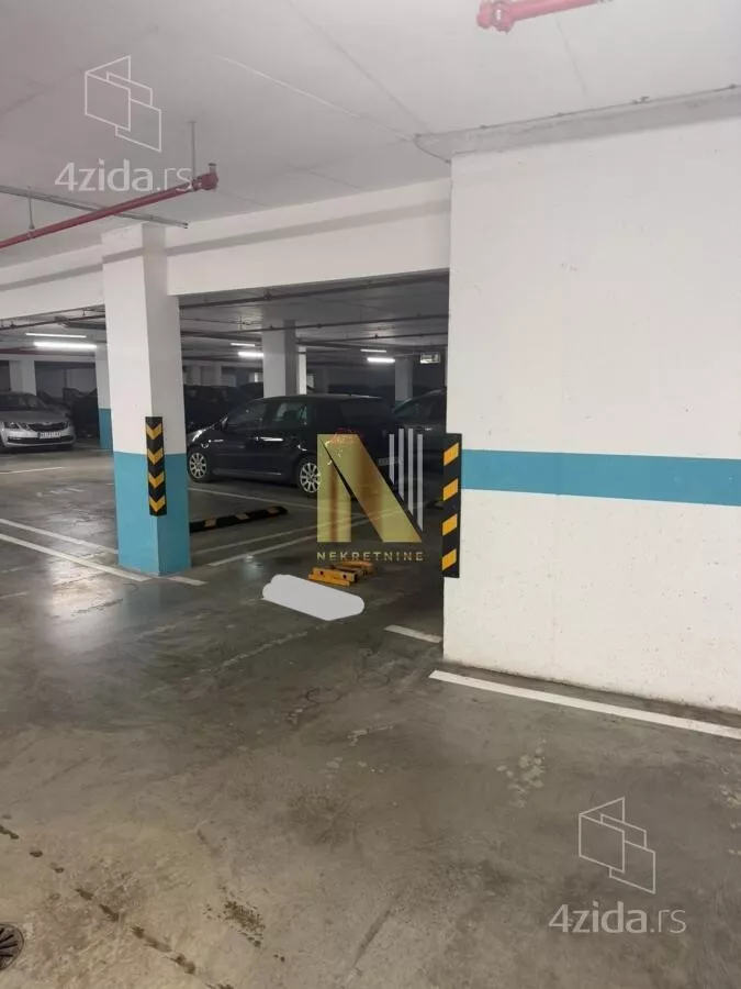 Garaža/Parking | 4zida