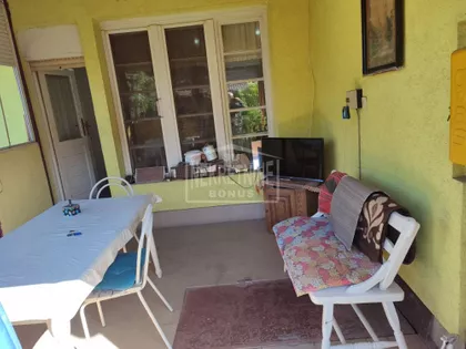 Mali Radanovac | 4zida.rs