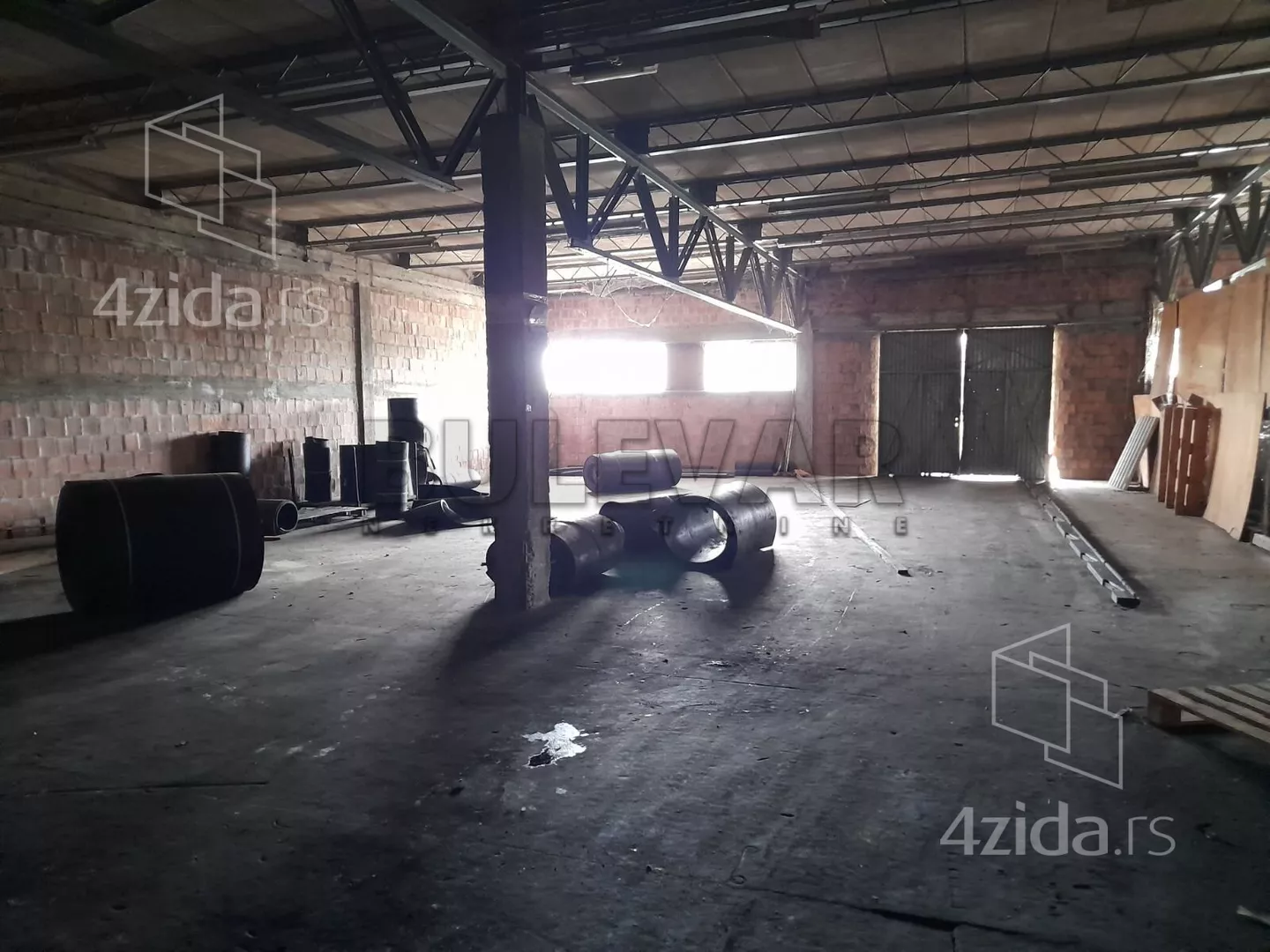 Lokal | 4zida
