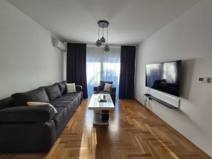 Gradske lokacije | 4zida.rs