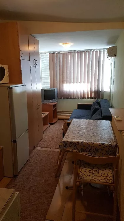 Vojvođanska 1 | 4zida.rs