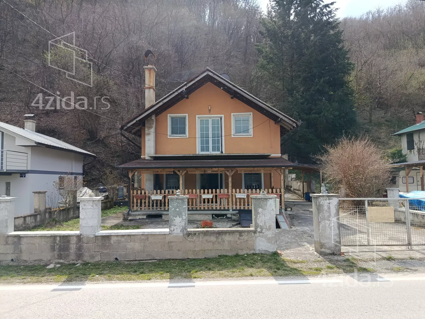 3-etažna kuća | 4zida