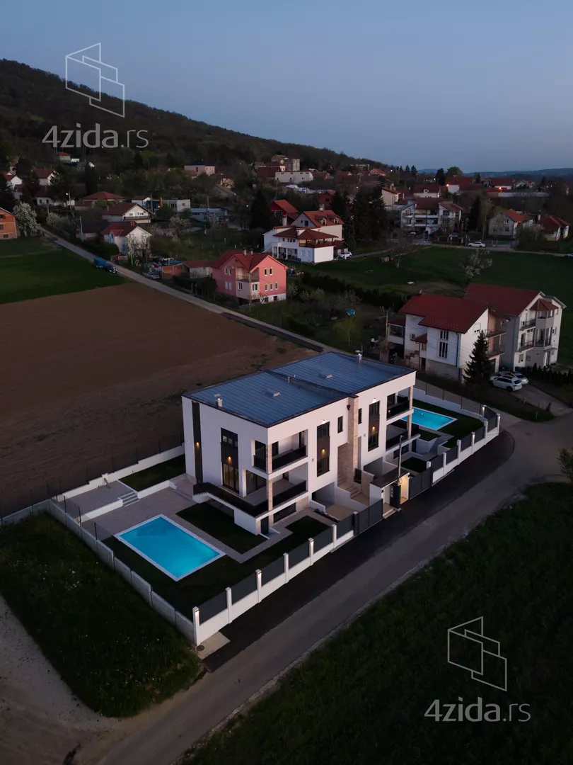 3-etažna kuća | 4zida