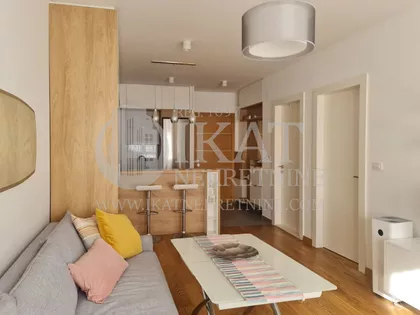 Tadije Sondermajera | 4zida.rs