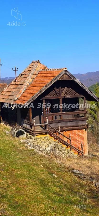 Plac | 4zida