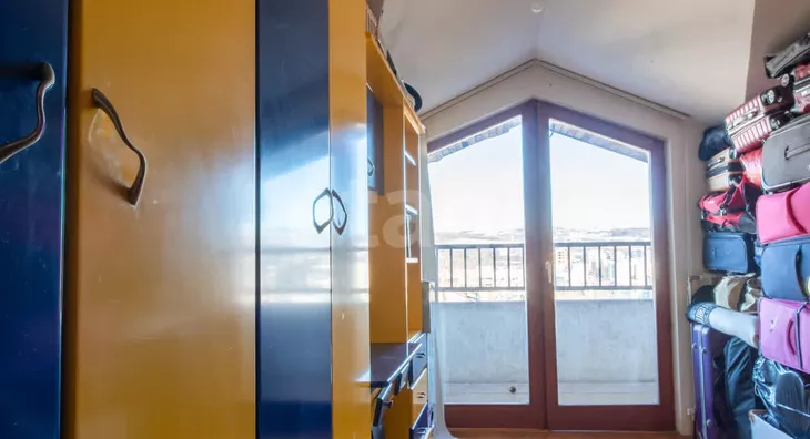 Šestosoban stan | 4zida