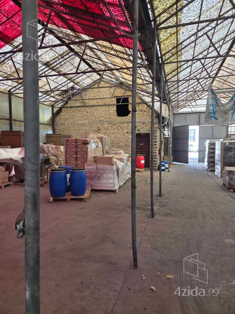 Poslovni prostor | 4zida