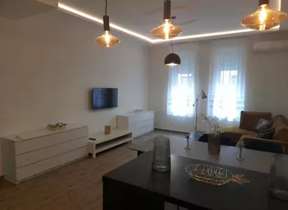 Strahinjića Bana | 4zida.rs