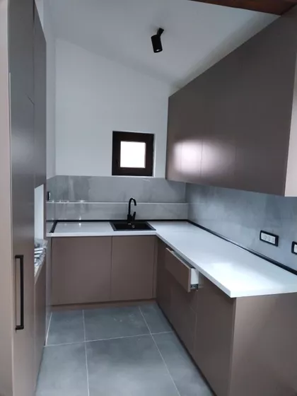 Laze Lazarevića 1 | 4zida.rs
