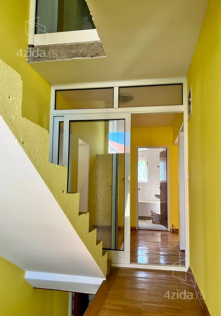 3-etažna kuća | 4zida