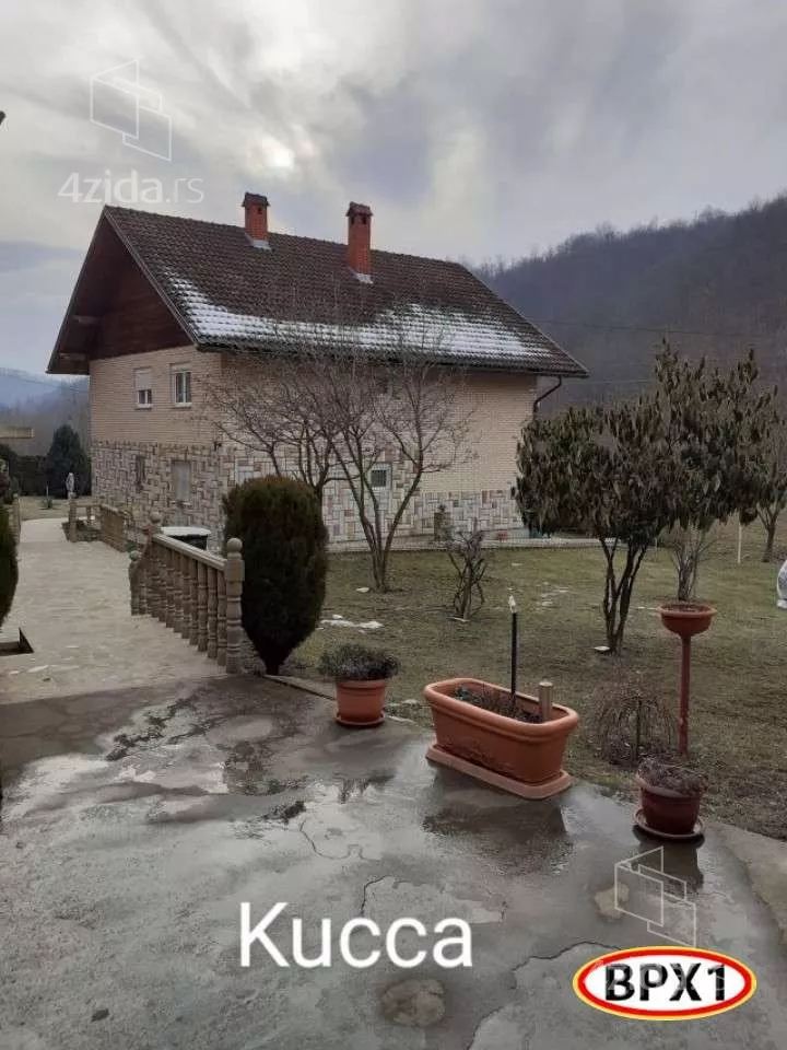3-etažna kuća | 4zida