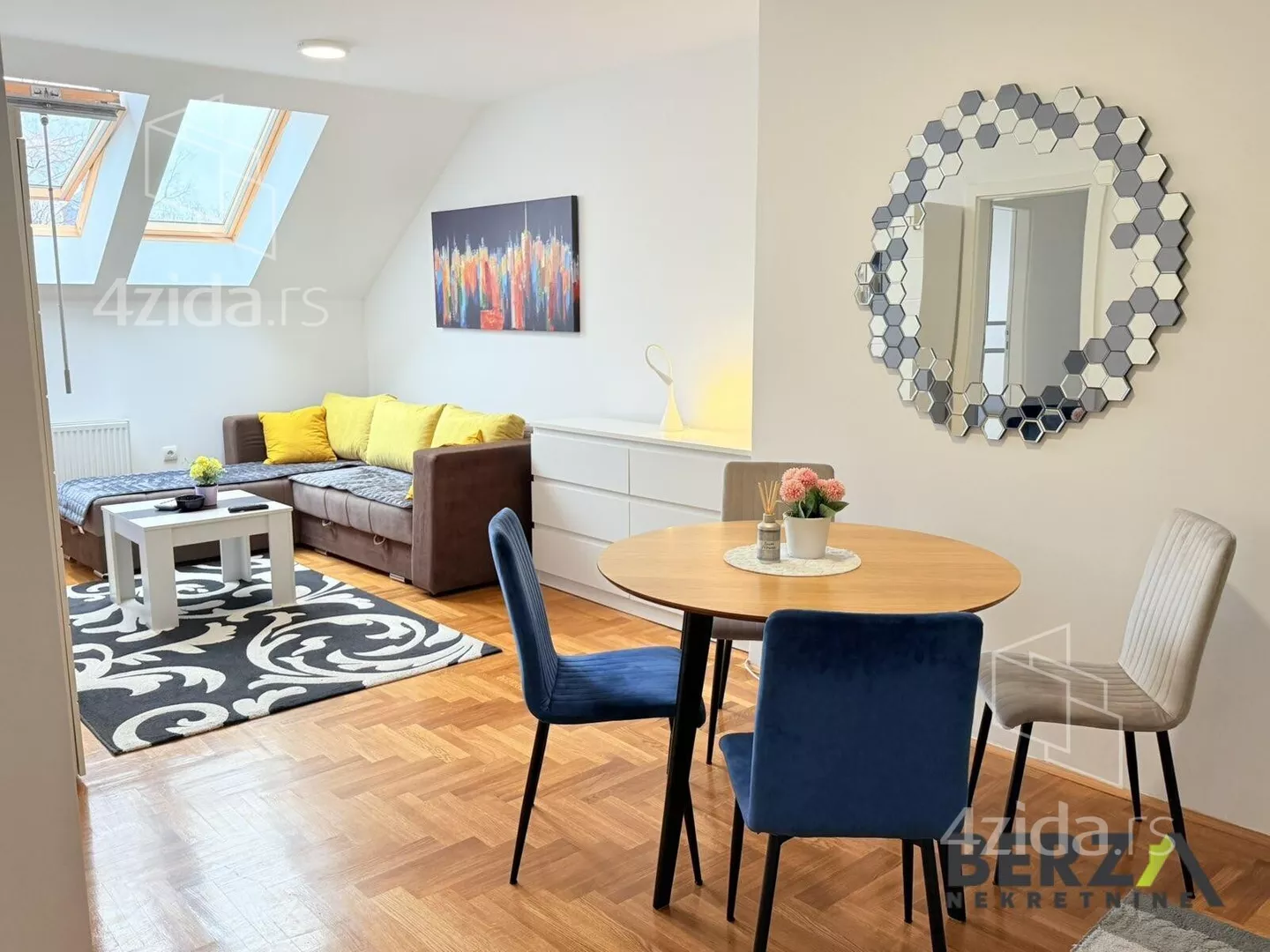 Dvoiposoban stan | 4zida