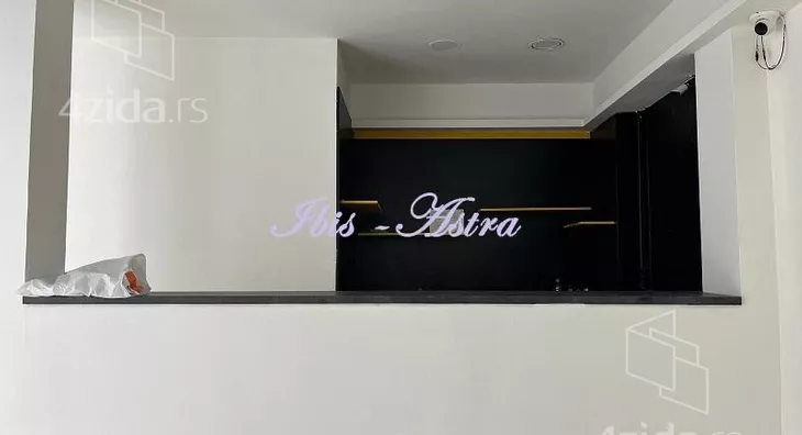 Lokal | 4zida