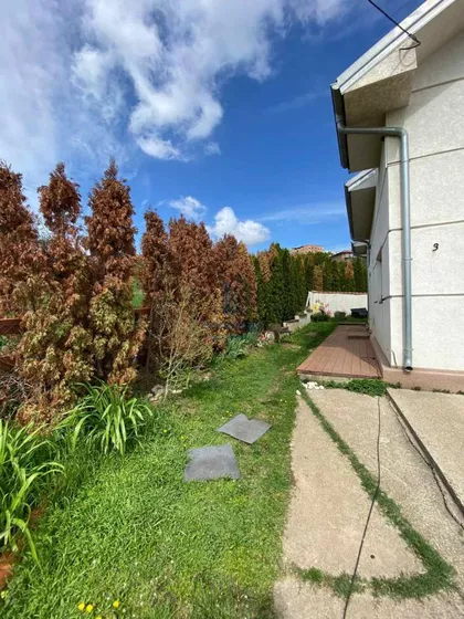 Rada Končara | 4zida.rs