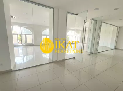Kneza Mihaila | 4zida.rs