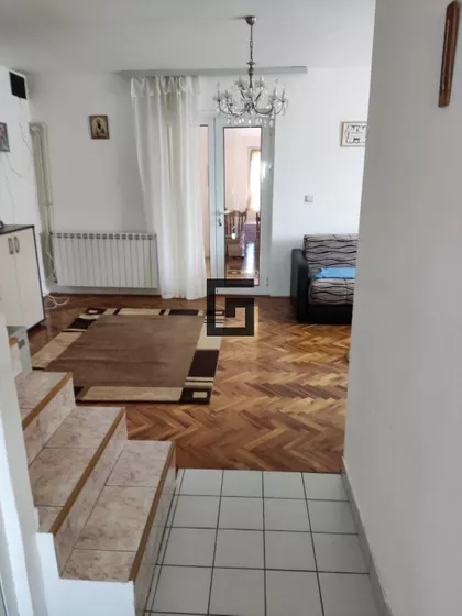 Mihaila Petrovića | 4zida.rs