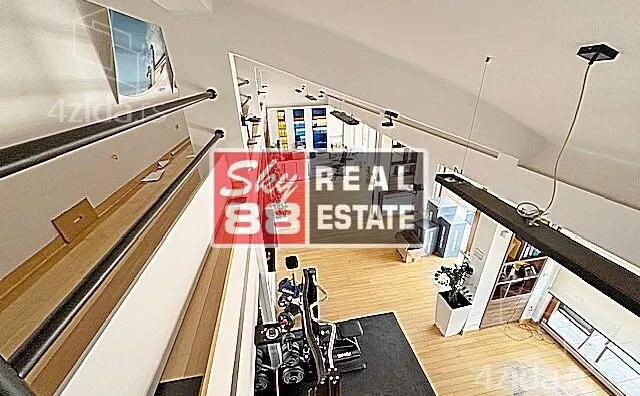 Šestoiposoban stan | 4zida