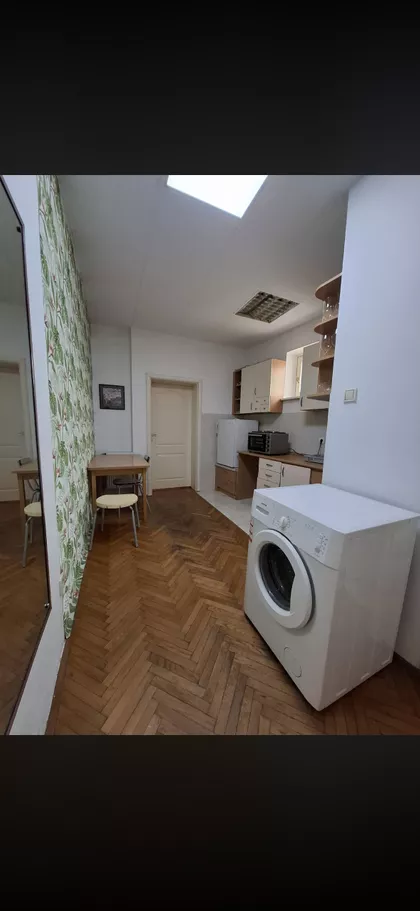 Trg Marije Trandafil | 4zida.rs