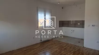 Vojvođanska | 4zida.rs